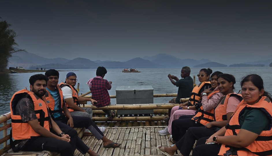 Parambikulam Bamboo Rafting Guide: Cost, Timings, Trek Difficulty and Wildlife Rules